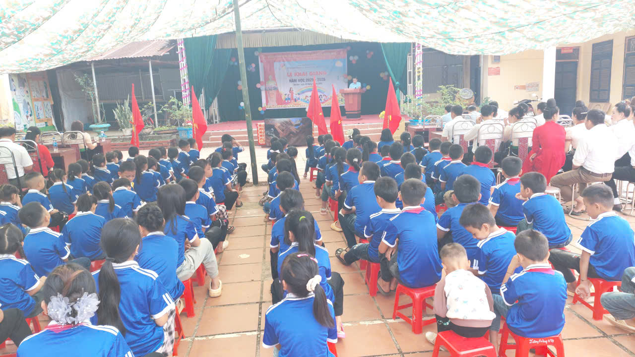 Khai giảng năm học mới