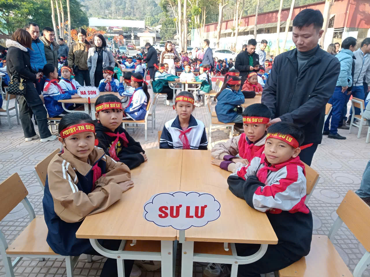 Hoạt động Đội Thiếu Niên